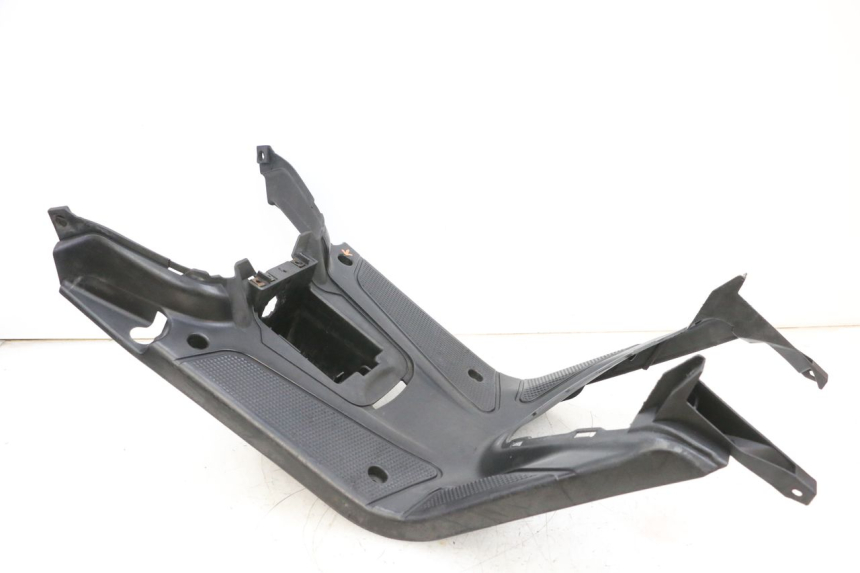 photo de TAPA REPOSAPIES MBK BOOSTER SPIRIT NAKED 50 (2004 - 2017) - Primer plano de alta resolución