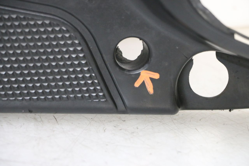 photo de TAPA REPOSAPIES MBK BOOSTER SPIRIT NAKED 50 (2004 - 2017) - Vista principal