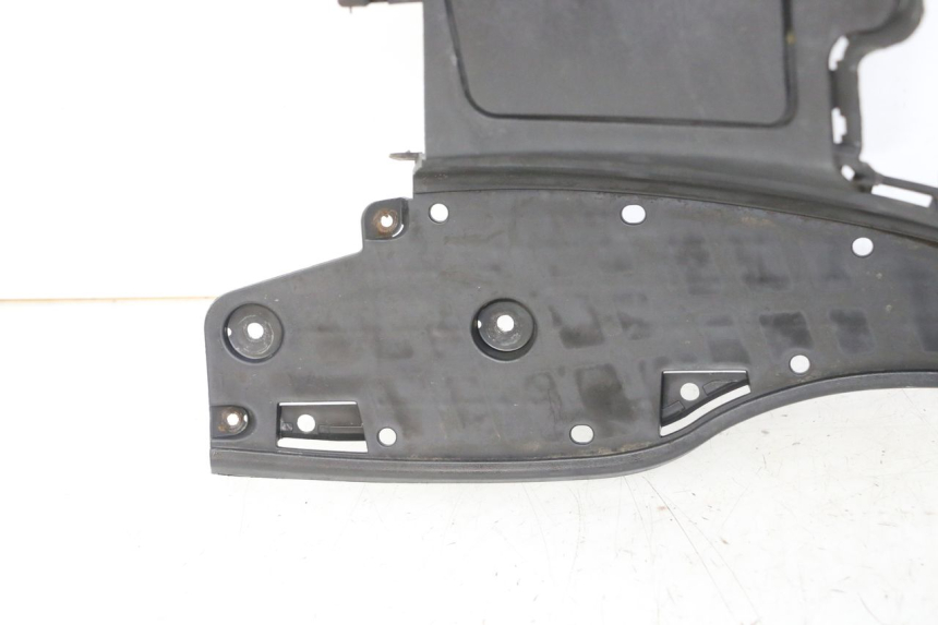 photo de ESTRIBO SUZUKI BURGMAN 125 (2007 - 2014)