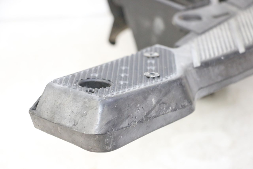 photo de TAPA REPOSAPIES YAMAHA BW'S 100 (1999 - 2002)