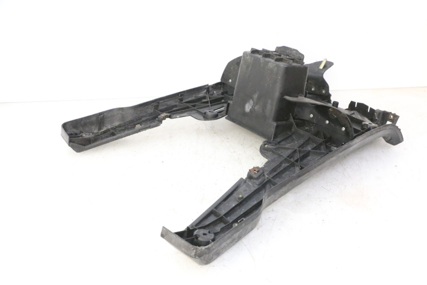 photo de TAPA REPOSAPIES YAMAHA BW'S 100 (1999 - 2002)