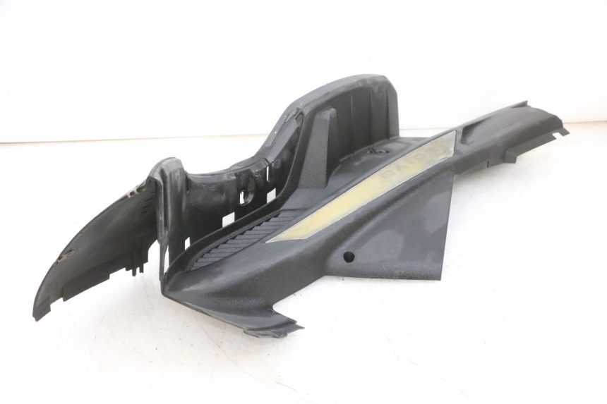 photo de TAPA REPOSAPIES DERECHA ADIVA AD3 300 (2014 - 2020)