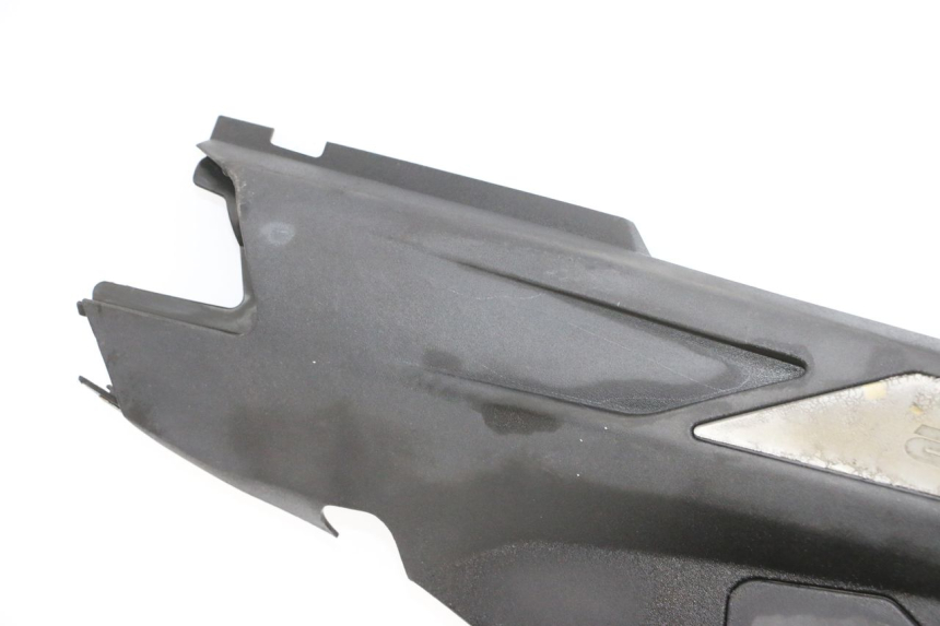 photo de TAPA REPOSAPIES DERECHA ADIVA AD3 300 (2014 - 2020)