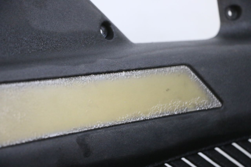 photo de TAPA REPOSAPIES DERECHA ADIVA AD3 300 (2014 - 2020)