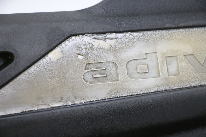 photo de TAPA REPOSAPIES DERECHA ADIVA AD3 300 (2014 - 2020)