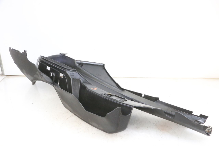 photo de TAPA REPOSAPIES DERECHA ADIVA AD3 300 (2014 - 2020)