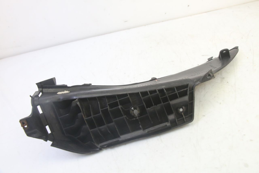 photo de PATA DE APOYO DERECHA SUZUKI BURGMAN 125 (2007 - 2014)