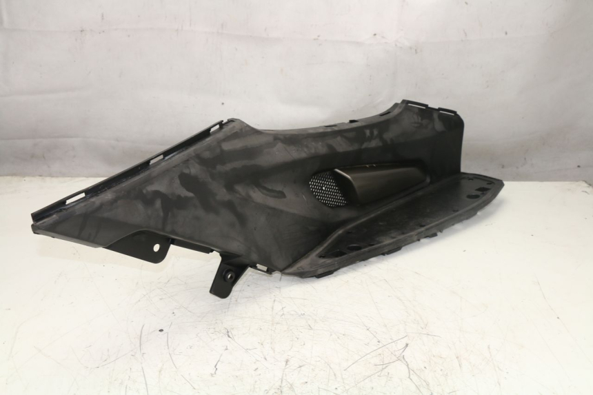 photo de TAPA REPOSAPIES DERECHA KYMCO K-XCT 125 (2013 - 2017)