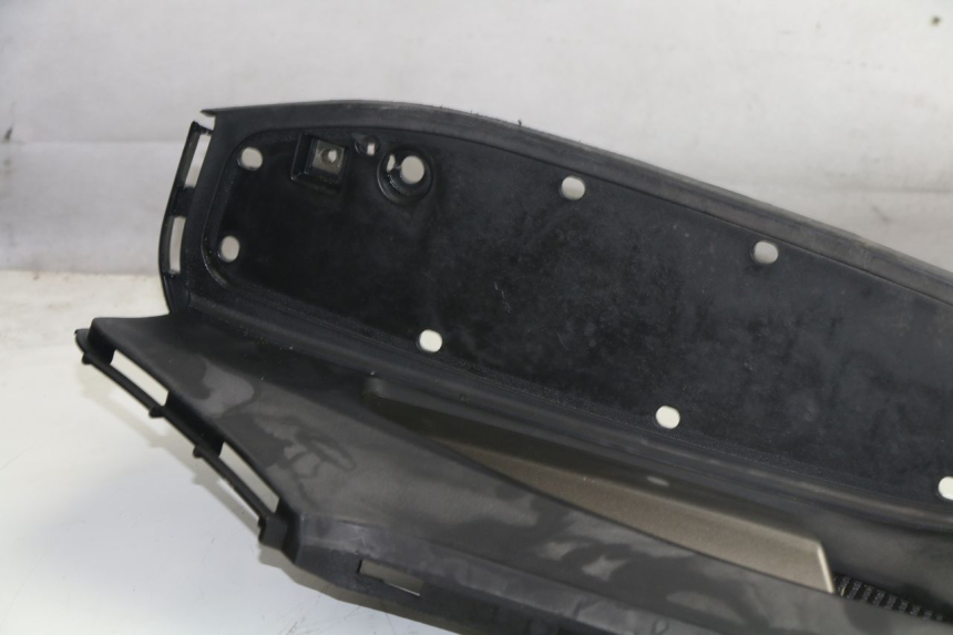 photo de TAPA REPOSAPIES DERECHA KYMCO K-XCT 125 (2013 - 2017)