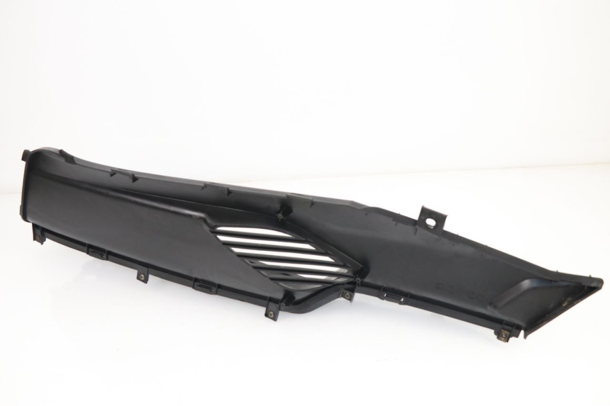 photo de TAPA REPOSAPIES DERECHA KYMCO DINK STREET ABS 125 (2011 - 2018)