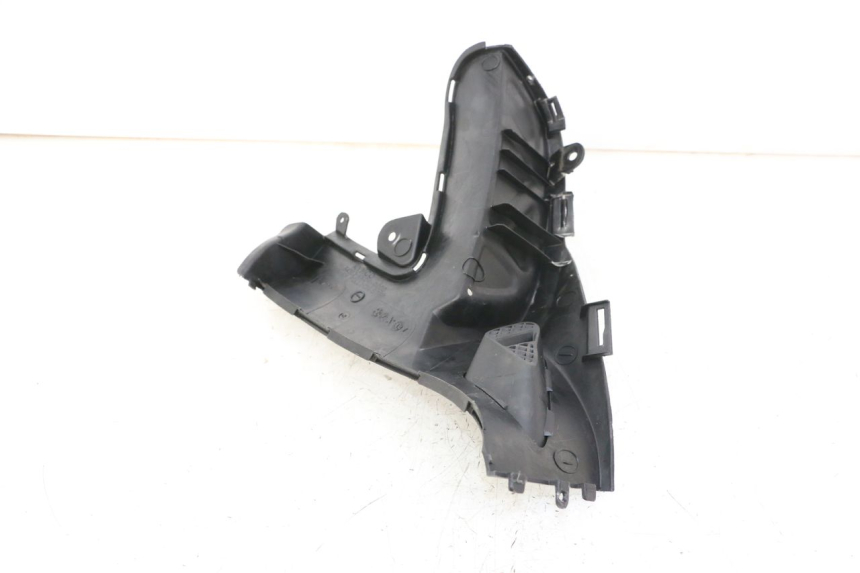 photo de TAPA REPOSAPIES DERECHA KYMCO GRAND DINK 125 (2008 - 2014)