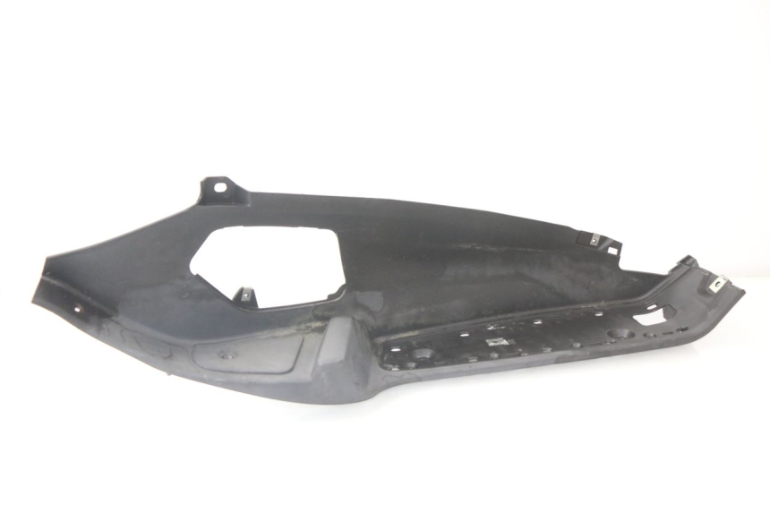 photo de TAPA REPOSAPIES DERECHA PIAGGIO MP3 LT 300 (2010 - 2016) - Vista principal