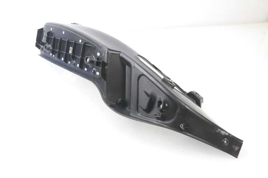 photo de TAPA REPOSAPIES DERECHA PIAGGIO MP3 LT 300 (2010 - 2016) - Zoom estado de uso