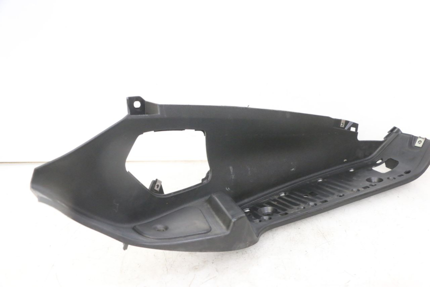 photo de TAPA REPOSAPIES DERECHA PIAGGIO MP3 LT 300 (2010 - 2016)