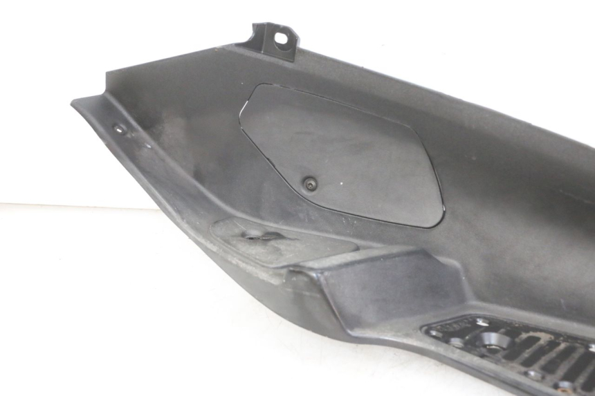 photo de TAPA REPOSAPIES DERECHA PIAGGIO MP3 500 (2011 - 2015)