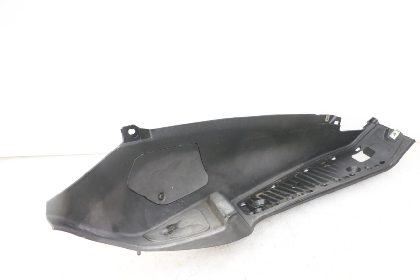 photo de TAPA REPOSAPIES DERECHA PIAGGIO MP3 500 (2011 - 2015)