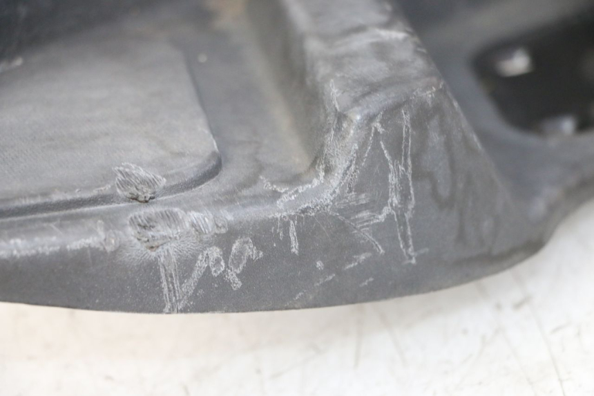 photo de TAPA REPOSAPIES DERECHA PIAGGIO MP3 500 (2011 - 2015)