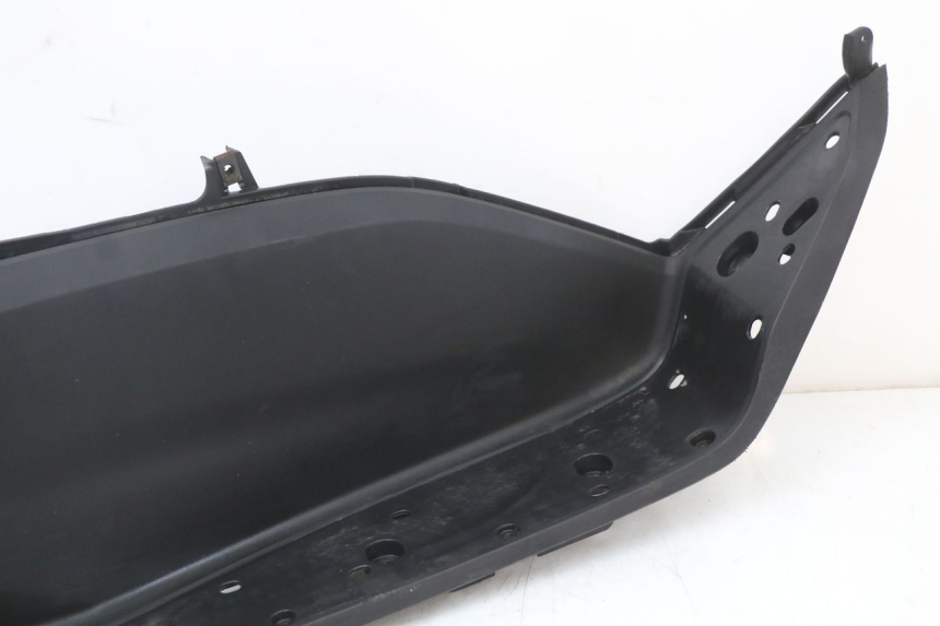 photo de TAPA REPOSAPIES DERECHA HONDA PCX (JF28) 125 (2009 - 2011)