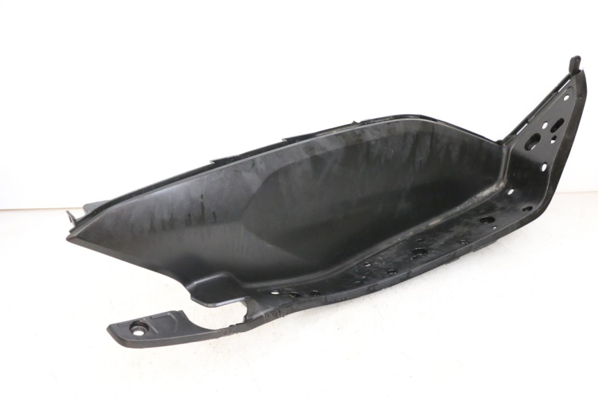 photo de TAPA REPOSAPIES DERECHA HONDA PCX (JF28) 125 (2009 - 2011)