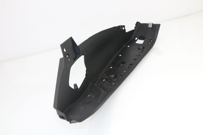 photo de TAPA REPOSAPIES DERECHA PIAGGIO MP3 500 (2016 - 2018)