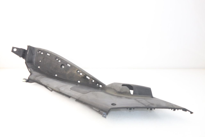 photo de TAPA REPOSAPIES DERECHA PEUGEOT SATELIS 300 (2012 - 2015)