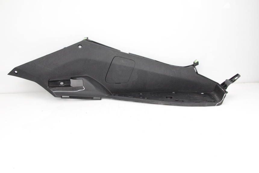 photo de TAPA REPOSAPIES DERECHA PEUGEOT SATELIS 125 (2013 - 2018)