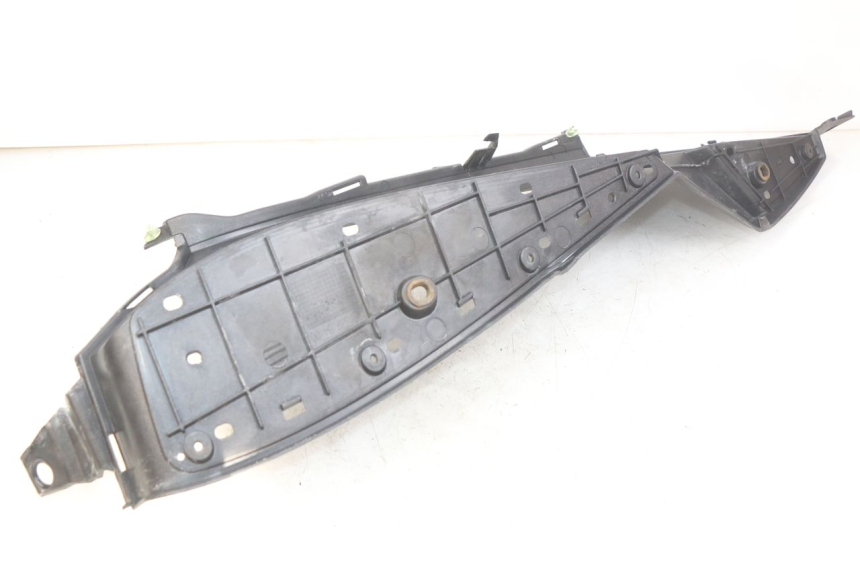 photo de PATA DE APOYO DERECHA PEUGEOT SATELIS 125 (2006 - 2009)