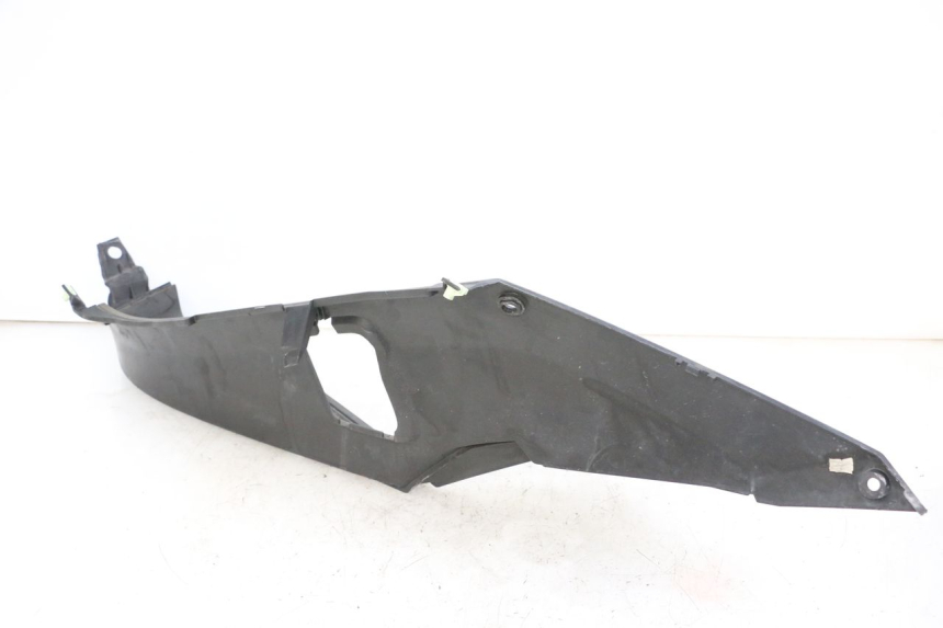 photo de TAPA REPOSAPIES DERECHA PEUGEOT SATELIS 250 (2006 - 2012)