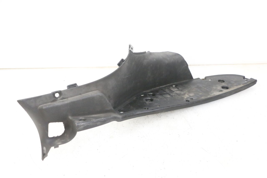 photo de TAPA REPOSAPIES DERECHA APRILIA SCARABEO GT TOURING 125 (1999 - 2005)