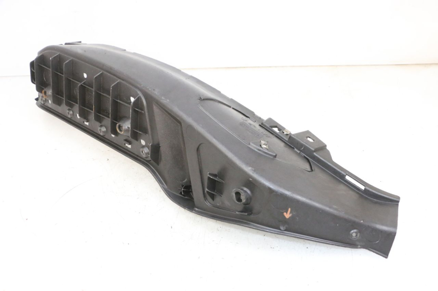 photo de PATA DE APOYO DERECHA PIAGGIO X8 125 (2004 - 2007) - Otra perspectiva