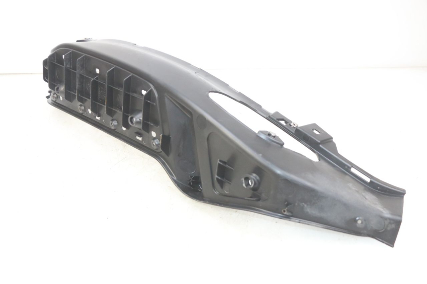 photo de PATA DE APOYO DERECHA PIAGGIO XEVO - X EVO 125 (2007 - 2016)