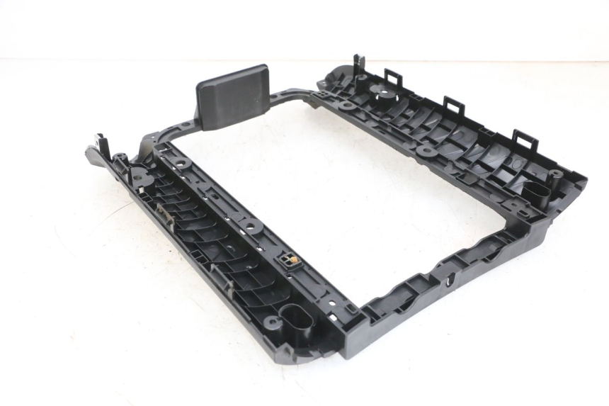 photo de TAPA REPOSAPIES SEGWAY NINEBOT E125S 1 (2022 - 2026) - Otra vista del artículo