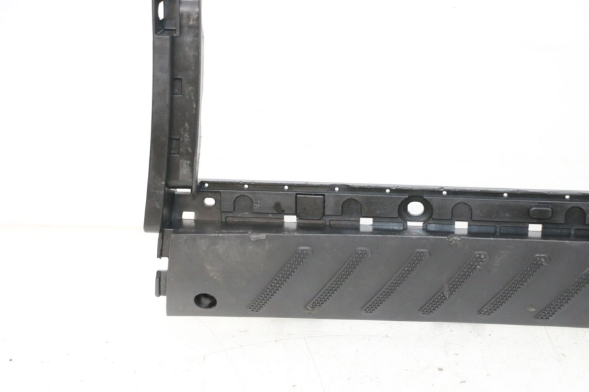 photo de TAPA REPOSAPIES SEGWAY NINEBOT E125S 1 (2022 - 2026) - Inspección visual detallada