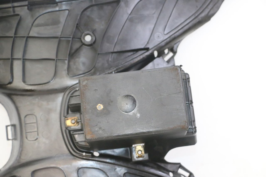 photo de ESTRIBO PEUGEOT ELYSEO 125 (1999 - 2004)
