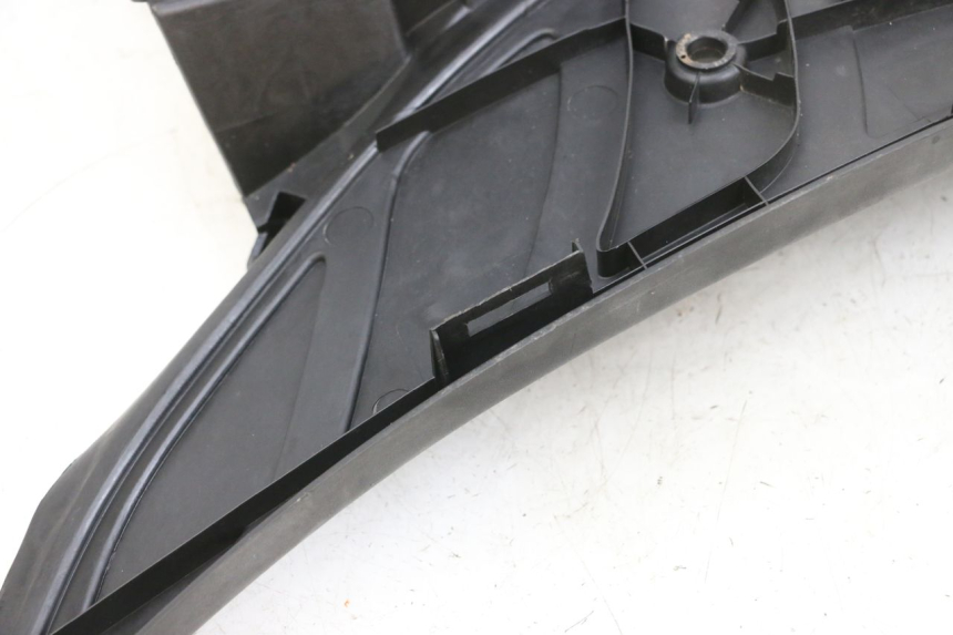 photo de ESTRIBO PEUGEOT ELYSEO 125 (1999 - 2004) - Primer plano de alta resolución