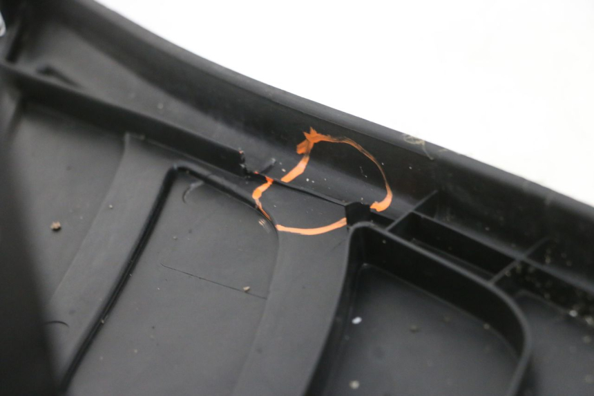 photo de ESTRIBO PEUGEOT ELYSEO 125 (1999 - 2004) - Inspección visual detallada