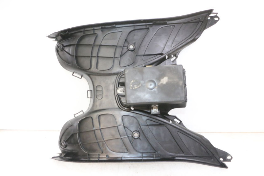 photo de TAPA REPOSAPIES PEUGEOT ELYSTAR 125 (2002 - 2007)