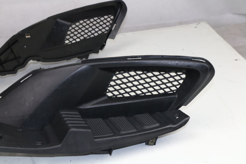 photo de TAPA REPOSAPIES FALCONBIKE F-125 125 (2007 - 2012)