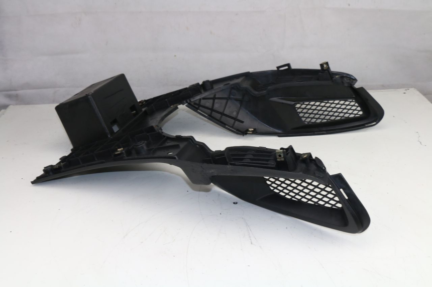 photo de TAPA REPOSAPIES FALCONBIKE F-125 125 (2007 - 2012)