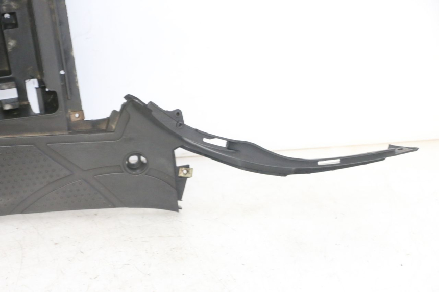 photo de TAPA REPOSAPIES SYM FIDDLE 2 S 125 (2012 - 2014)