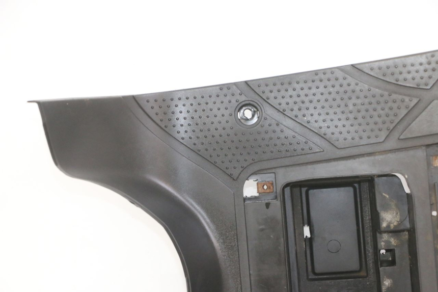 photo de TAPA REPOSAPIES SYM FIDDLE 2 S 125 (2012 - 2014)