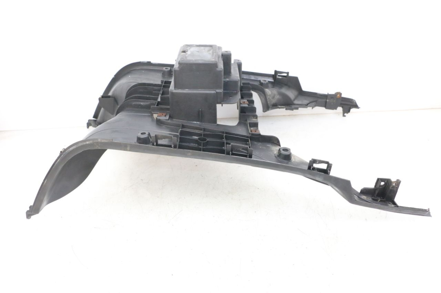 photo de TAPA REPOSAPIES SYM FIDDLE 3 III 50 (2014 - 2020)