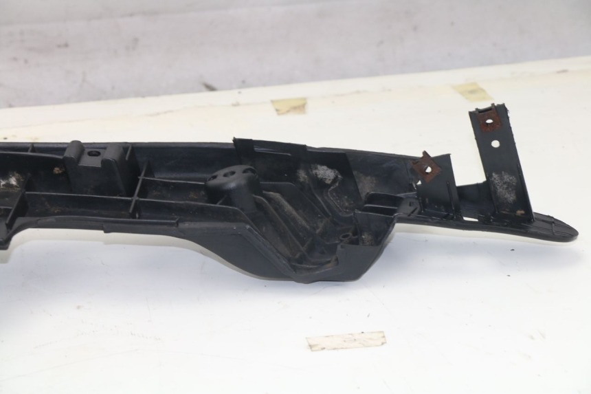 photo de TAPA REPOSAPIES MBK FLAME 125 (2000 - 2004)