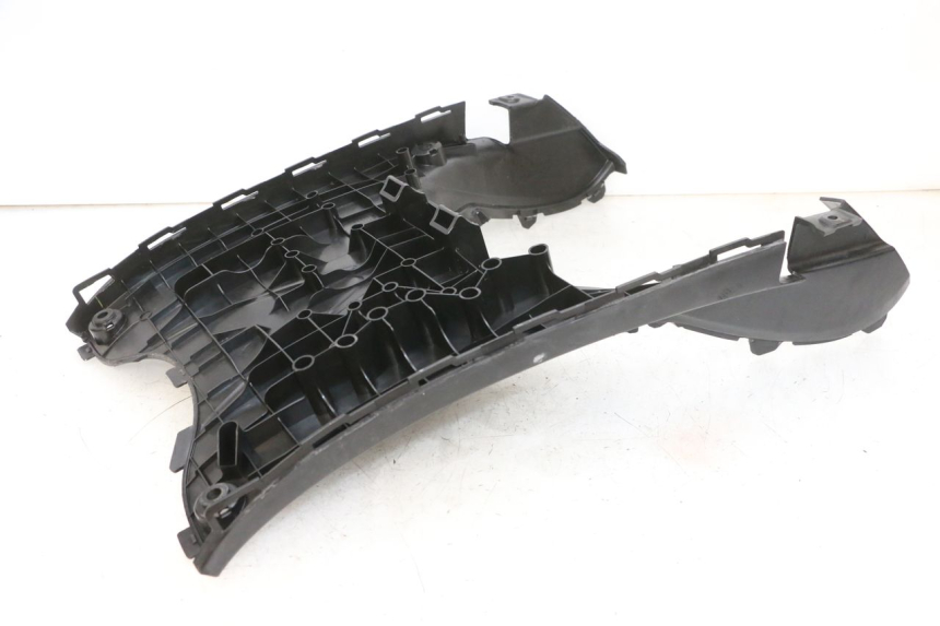 photo de TAPA REPOSAPIES MBK FLIPPER 115 (2013 - 2017) - Zoom estado de uso