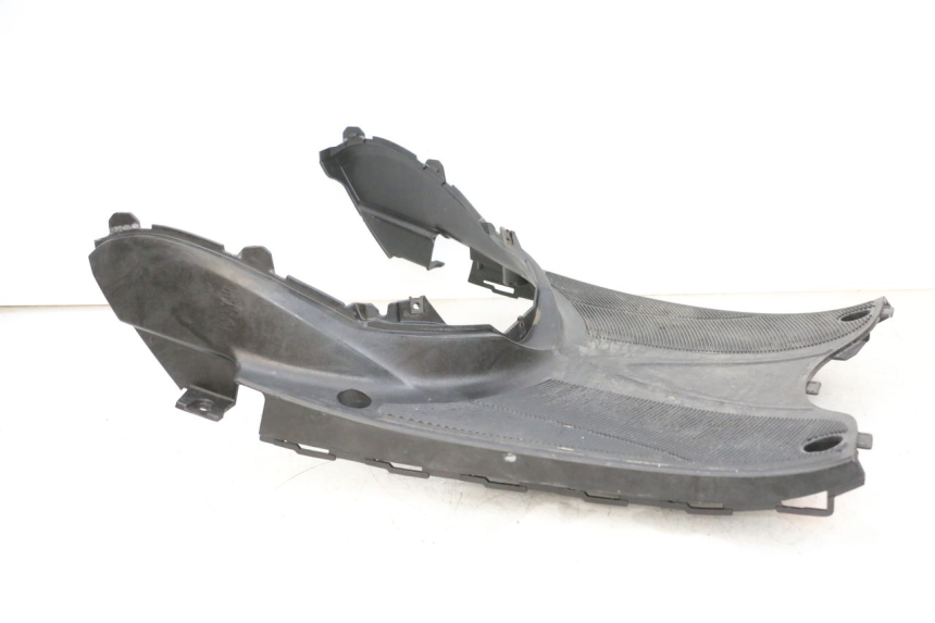 photo de TAPA REPOSAPIES MBK FLIPPER 115 (2013 - 2017) - Detalles de los puntos de fijación