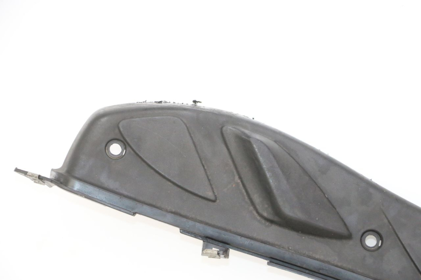 photo de TAPA REPOSAPIES PIAGGIO FLY 2T 50 (2004 - 2017)