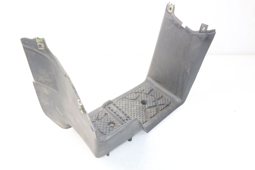 photo de TAPA REPOSAPIES IZQUIERDA ADLY RS SUPERSONIC 50 (2005 - 2010)