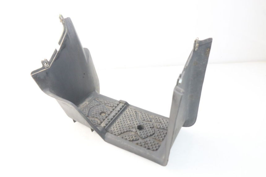 photo de TAPA REPOSAPIES IZQUIERDA ADLY RS SUPERSONIC 50 (2005 - 2010)