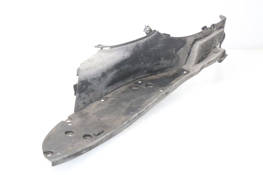 photo de TAPA REPOSAPIES IZQUIERDA APRILIA SCARABEO GT 125 (1999 - 2007)
