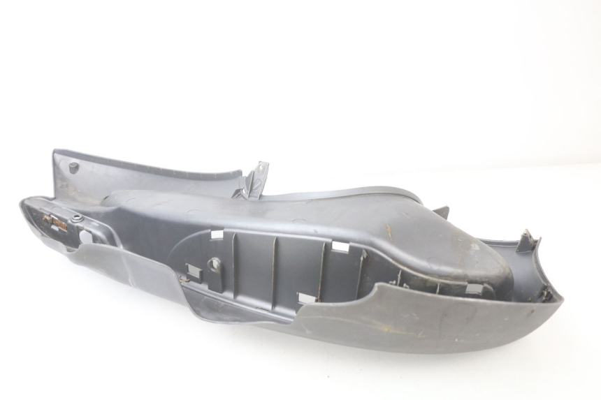 photo de TAPA REPOSAPIES IZQUIERDA PIAGGIO BEVERLY 125 (1998 - 2005)